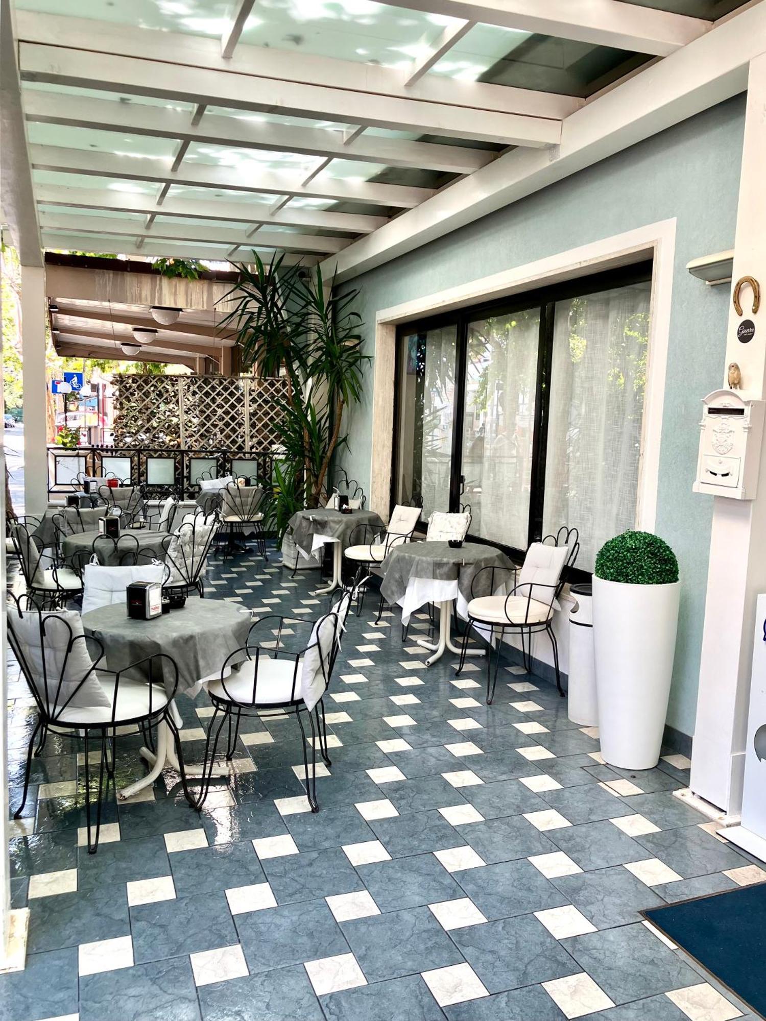 Hotel Ginevra E Residence كاتوليكا المظهر الخارجي الصورة